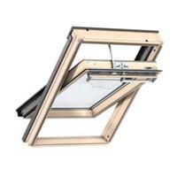 Pine Centre Pivot Roof Window (H)1340mm (W)980mm