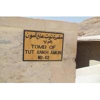 Private 2 Day Tour to Egypt's Famous Royal Tombs and Temples