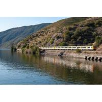 Sunday Trip from Porto to Régua by Train and Return by Boat