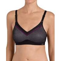 Triumph Free Motion Sports Bra