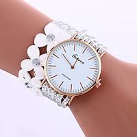 Women's Long With Thin Wool Weaving A Clover Flower Watch