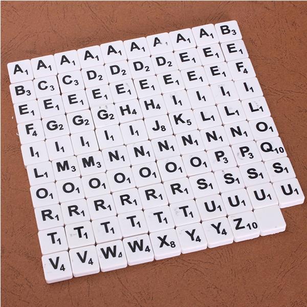 100pcs Scrabble Tiles English Letters Black / White Font For Kids