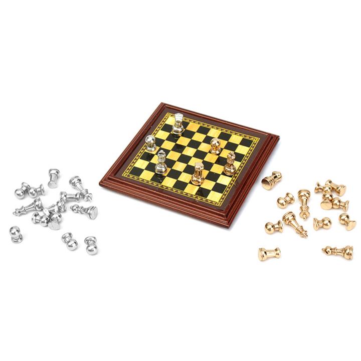 1:12 Scale Dollhouse Miniature Metal Chess Set Board Toys Home Room Ornaments