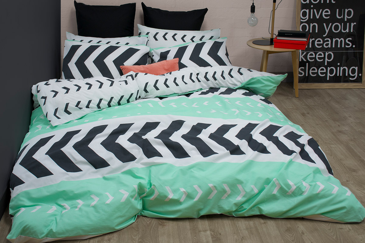 Apartmento Sven Reversible Quilt Cover Set (Queen)