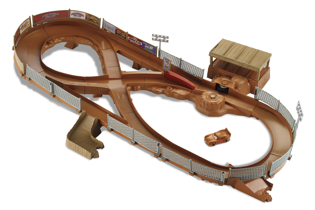 Disney Cars 3 Thunder Hollow Speedway