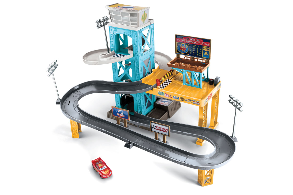 Disney Cars 3 Continuous Motion Garage