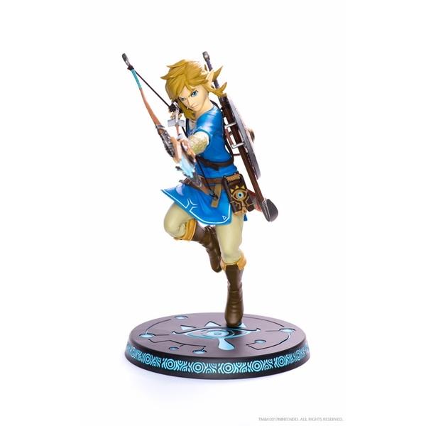 Link (the Legend Of Zelda: Breath Of The Wild) 25cm Pvc Statue