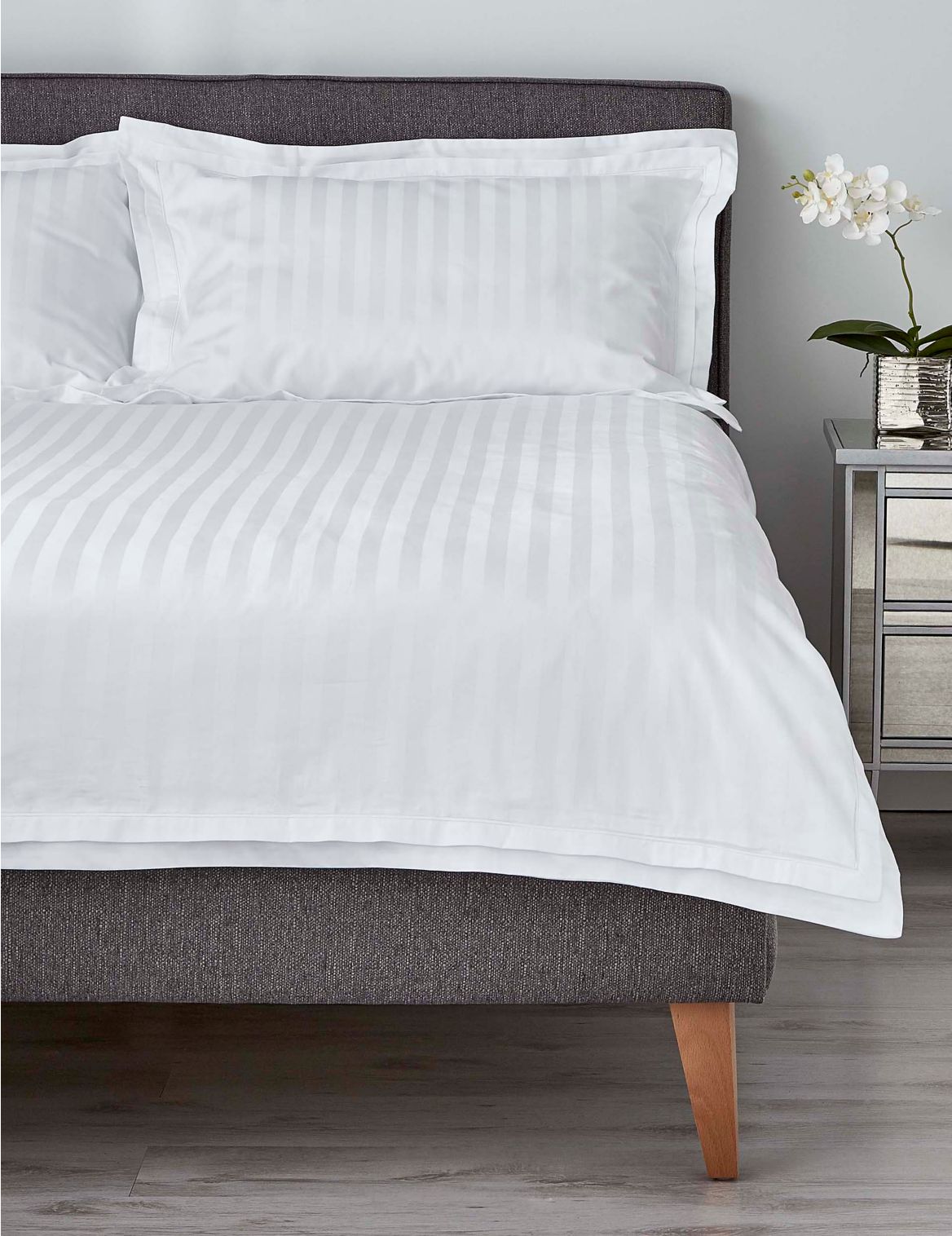 Marks & Spencer Double Cuff Bedding Set - White - SGL