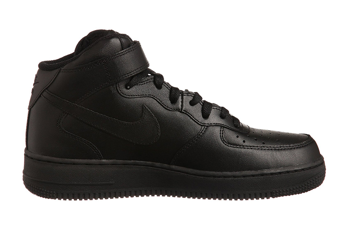 Nike Men's Air Force 1 Mid '07 Shoe (Black/Black, Size 7)