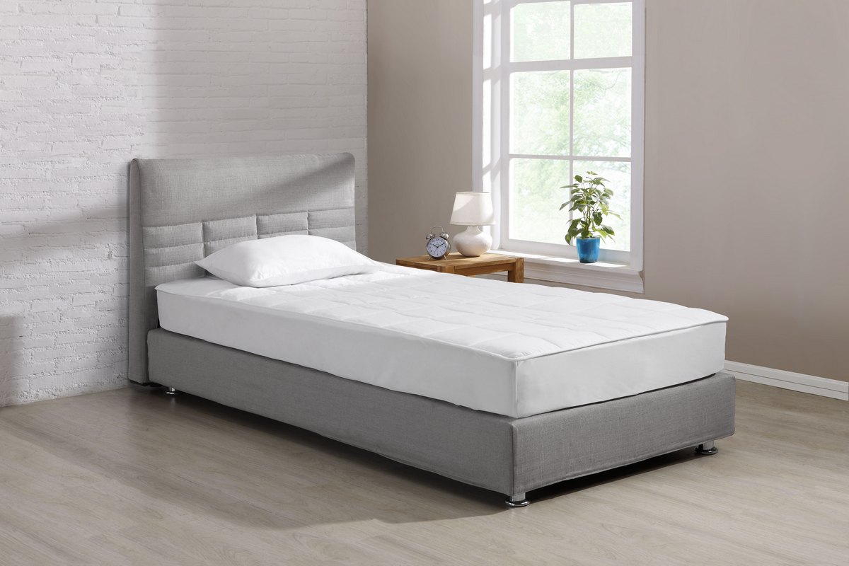 Ovela Fitted Cotton Mattress Protector (Single)