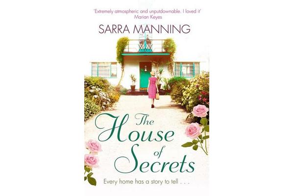 The House of Secrets - A beautiful and gripping story of believing in love and second chances