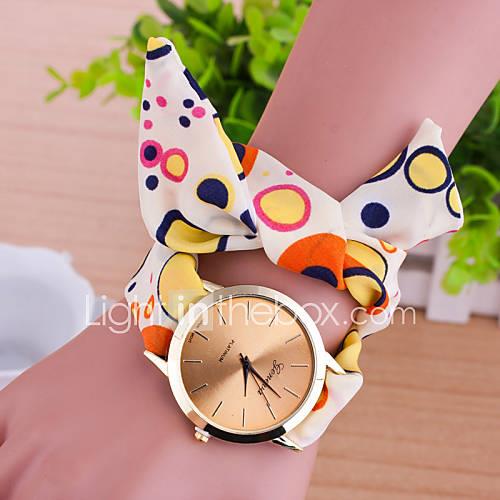 Women's Quartz Bracelet Watch Casual Watch Fabric Band Charm Fashion Multi-Colored