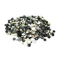 1 kilo huge assorted bag of buttons grey