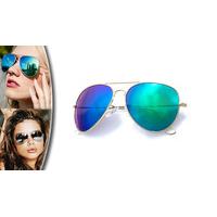 1 Pair of Aviator Sunglasses