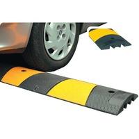 10mph Instant Speed Ramp c/w cats\' eyes 1830mm wide