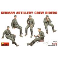 1:35 German Artillery Crew Rider Figurines