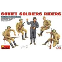 1:35 Soviet Soldier Riders Figurines