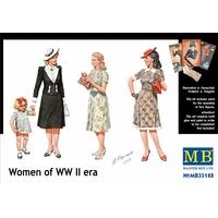 1:35 Women Of WWII Era Figurines