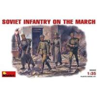 1:35 Soviet Infantry On March