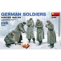 1:35 German Soldiers 1941-42 Model Kit