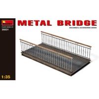 1:35 Metal Bridge Plastic Model Kit