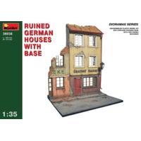 1:35 Ruined German Houses Model Kit