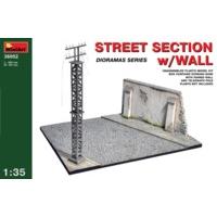 1:35 Street Section With Wall