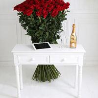 150 of The World\'s Largest Roses, Cristal & iPad - flowers