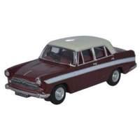 1/76 - Austin Cambridge A60 Farina Maroon B- Snow