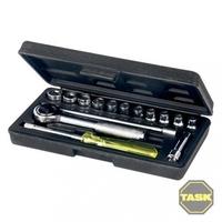 17 piece task socket set