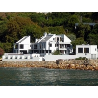 185 Beach Road Villa and Apartments