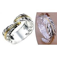 18K White Gold-Plated Adjustable Leaf Ring