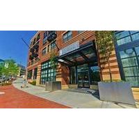 19Nineteen Clarendon by BOQ Lodg...