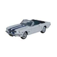 1965 Ford Mustang Convertible Wimbledon White/