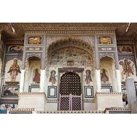 2-Day Private Architecture Tour from Jaipur: Mansions of Mandawa