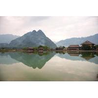 2-Day Mai Chau Village Tour from Hanoi Including Bike Tour and Countryside Hike