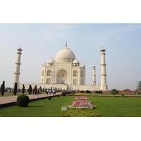 2-Day Private Taj Mahal Agra Tour From New Delhi with Fort and Fatehpur Sikri