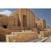 2-Day Private Guided Tour for Families around Saqqara, Dahshur, Giza, the Egyptian Museum and Old Cairo