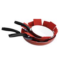 2 Heat Resistant Pan Protectors (red/black)