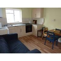 2 Double Rooms Available in Central Shared Maisonette, Bills Included