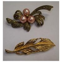 2 Gold Metal Brooches