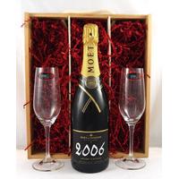 2006 Moet & Chandon Grand Brut Vintage Champagne 2006 with Two Riedel Champagne Flutes