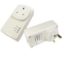 200 Mbps Homeplug Adapter with Pass Through