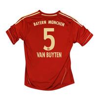 2011-12 Bayern Munich Home Shirt (Van Buyten 5)