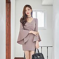 2017 Korean version of the new spring and summer thin Slim dress trumpet sleeve V-neck dress skirt women