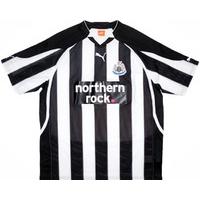 2010-11 Newcastle Home Shirt (Excellent) S