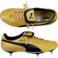 2011 puma king xl football boots in box sg