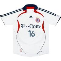 2006-07 Bayern Munich Away Shirt #16 (Excellent) L
