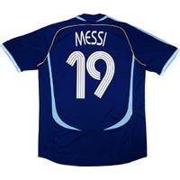 2006-07 Argentina Away Shirt Messi #19 (Excellent) L