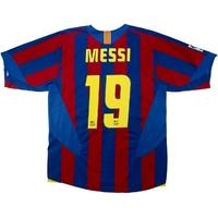 2005-06 Barcelona Home Shirt Messi #19 (Good) L